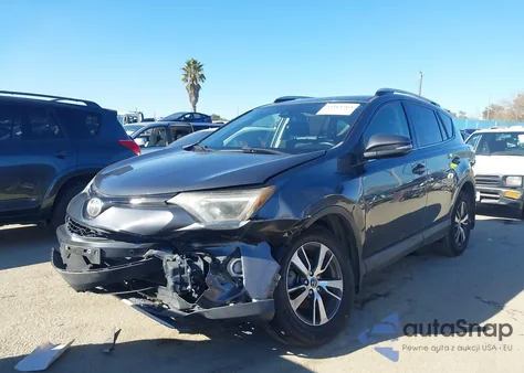 2016 Toyota Rav4 Xle z USA, uszkodzony, nr VIN JTMWFREV7GD088209